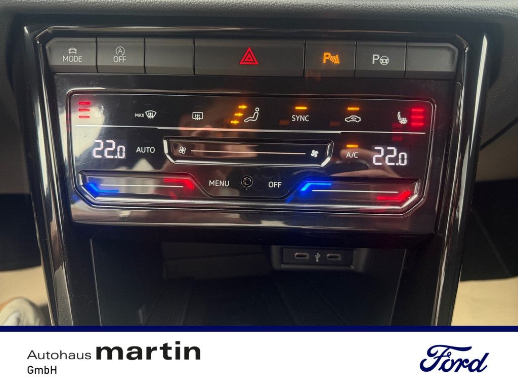 Fahrzeugabbildung Volkswagen T-Roc 1.0 TSI R-Line KAMERA NAVI ACC FACEL. LED