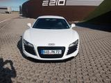 Audi R8 4.2 FSI S tronic quattro - - scheckheftgepflegte Audi R8
