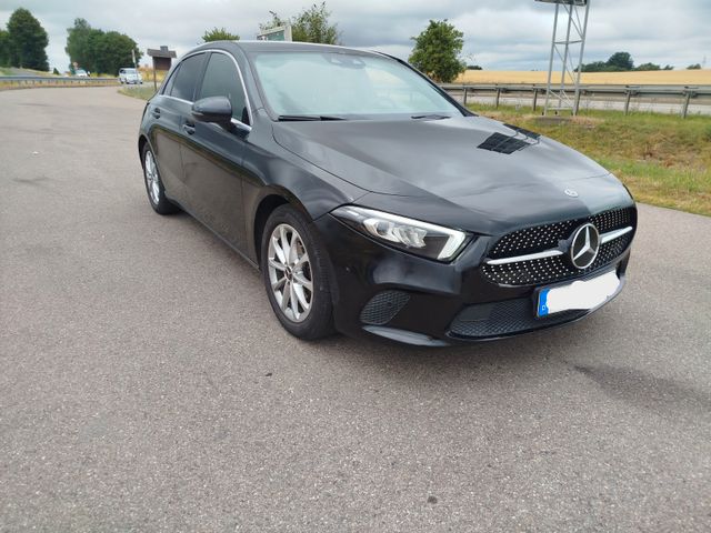 MERCEDES-BENZ A 180 Rückfahrkamera Leder  HU/AU Service neu 