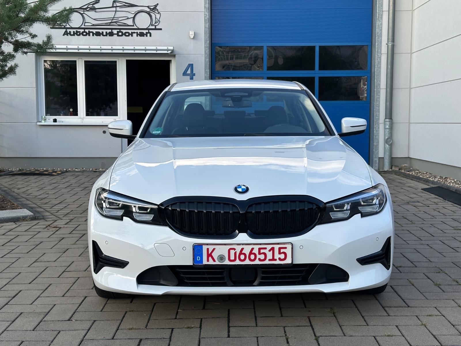 BMW 330e Sport Line Automatik
