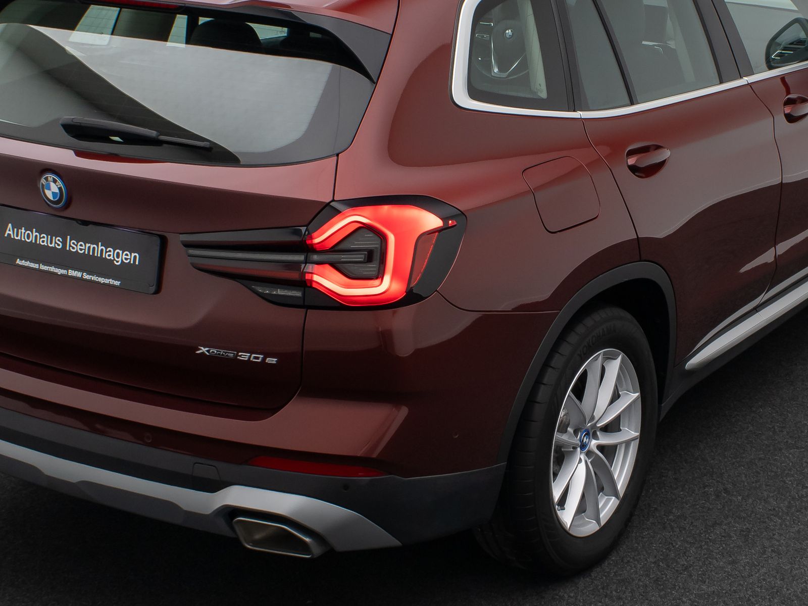 Fahrzeugabbildung BMW X3 xD30e Laser Kamera HUD DAB HiFi AHK Komfort