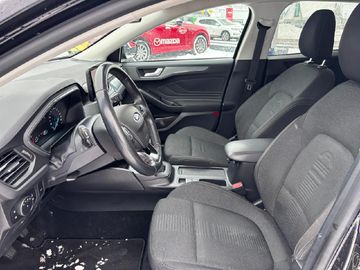 Ford Focus Turnier 1.5 Active X NaviAHK