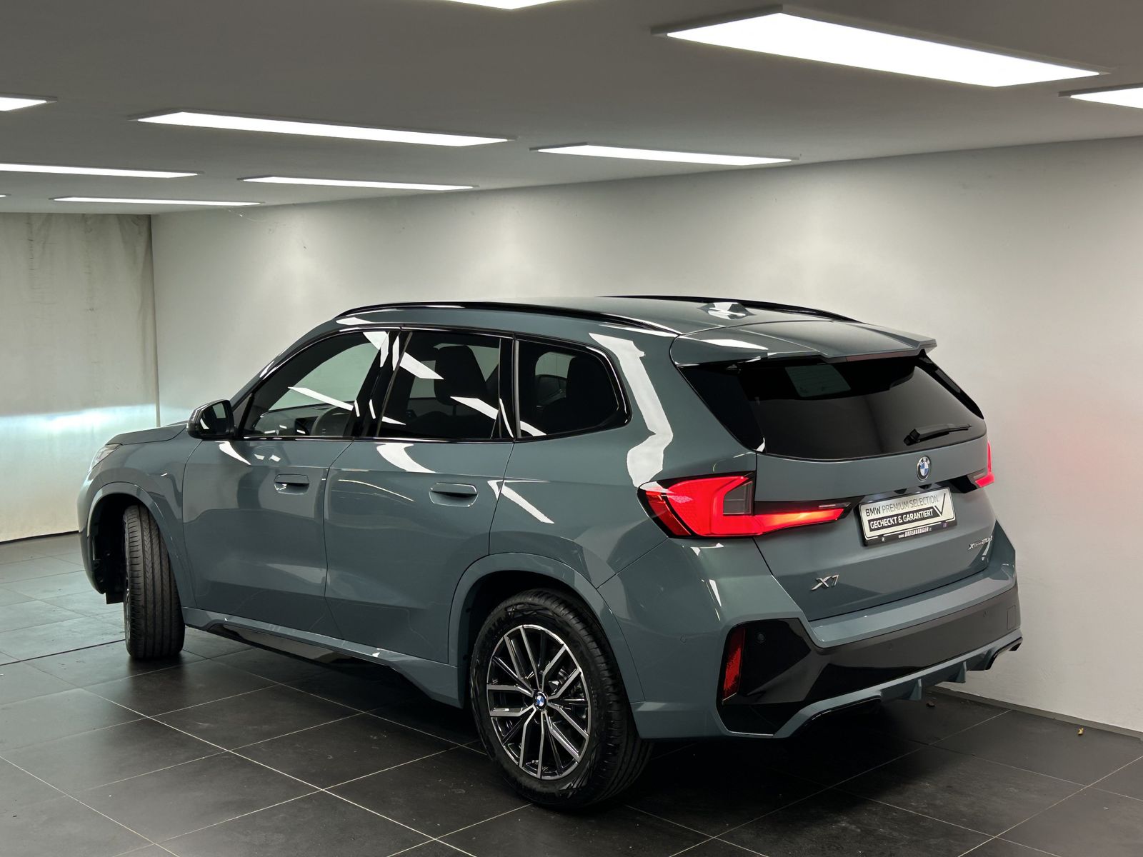 BMW X1 xDrive20d M Sportpaket Harman Kardon HiFi DAB foto 3
