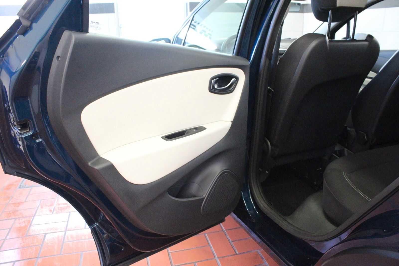 Fahrzeugabbildung Renault Captur TCe 90 Experience *Navigation*