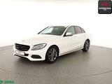Mercedes-Benz C 180 AVANTGARDE SCHECKHEFT,AKT.PARKASSIST,ILS - Mercedes-Benz C 180 mit Benzin-Antrieb: Weiß, Limousine