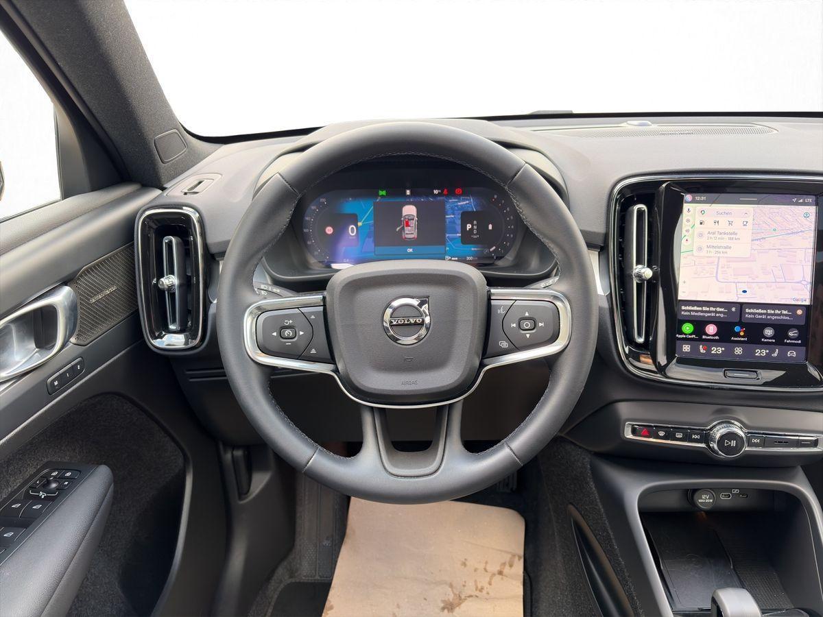 Volvo XC40 B3 Black Edition Plus, AHK Pano 20"LM-Felge