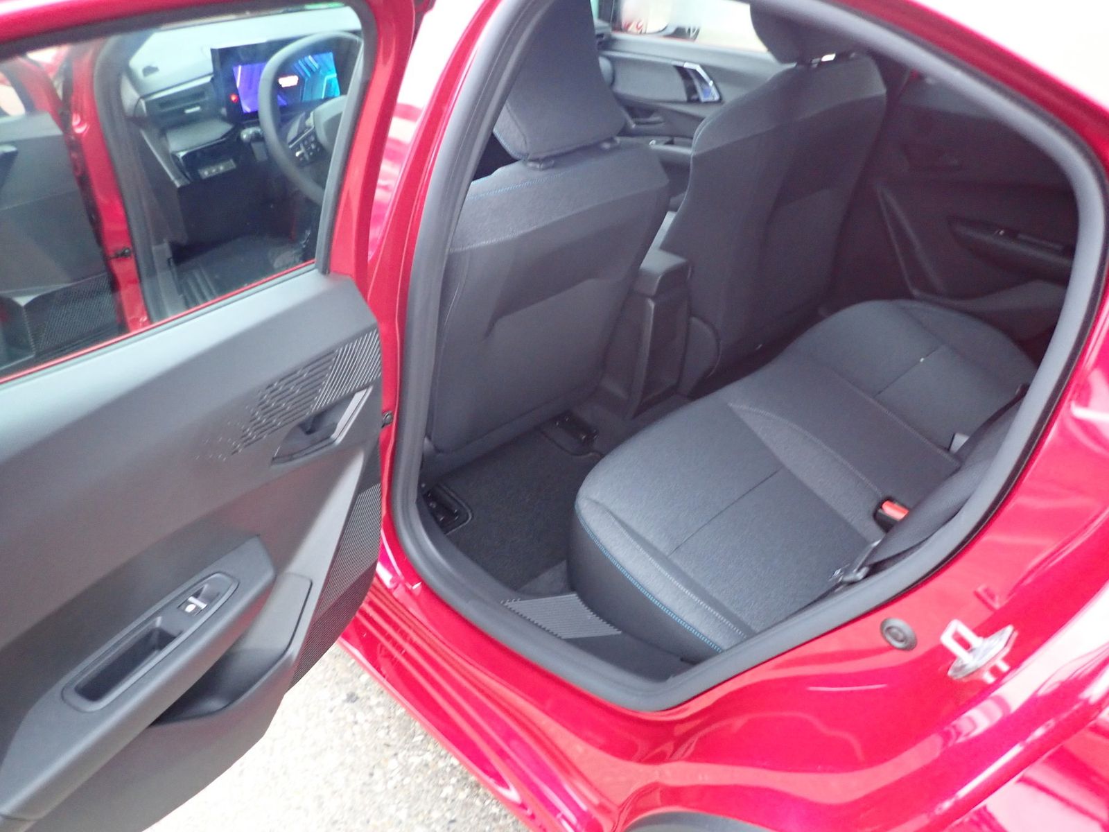 Fahrzeugabbildung Renault Clio Evolution Full Hybrid E-Tech 160