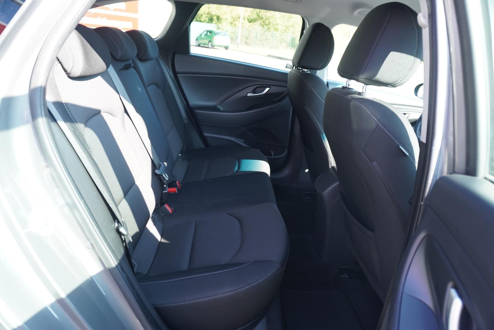 Hyundai i30 Kombi 1.4 T-GDI YES! Navi Kamera Sitzheizung