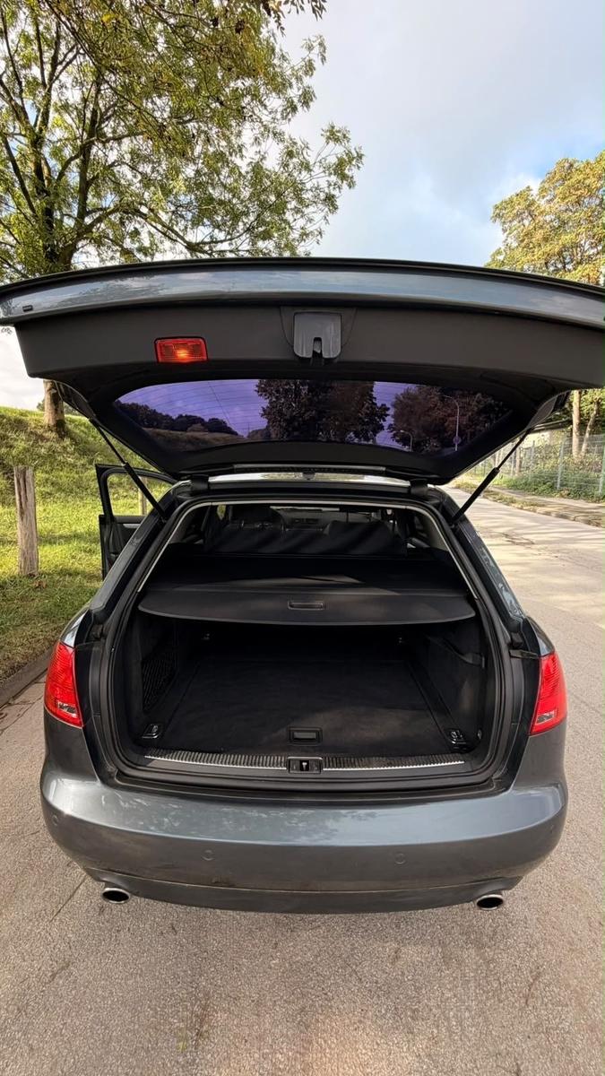 Audi A4 2005 — photo 9