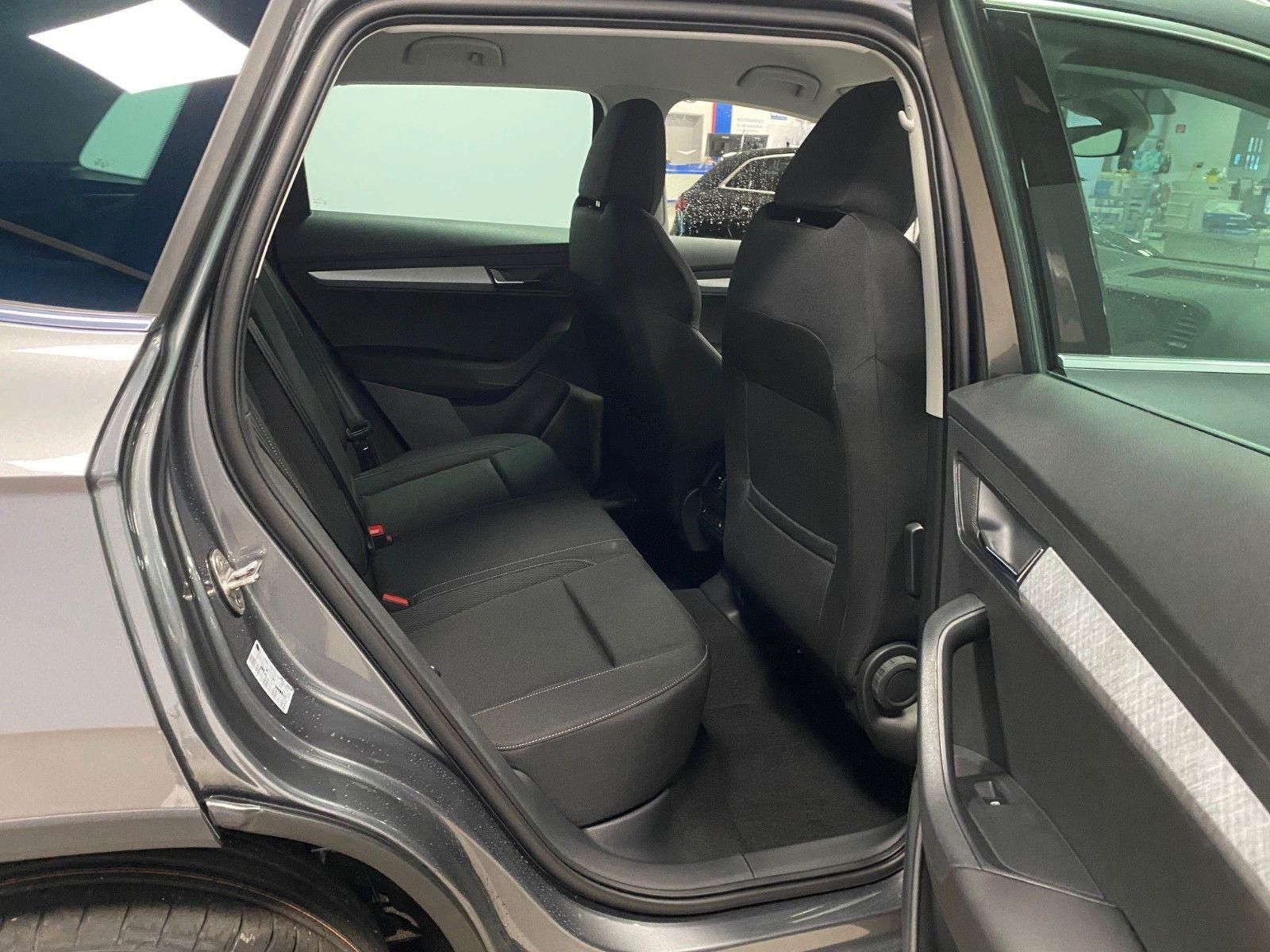 Fahrzeugabbildung SKODA Karoq 1.5 TSI DSG Selection+ACC+2030 Garantie+BC