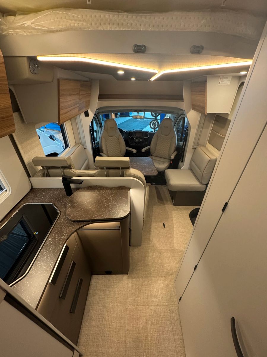 Fahrzeugabbildung Bürstner B66 TD 690-SONDERMODELL-AUTOMATIK!