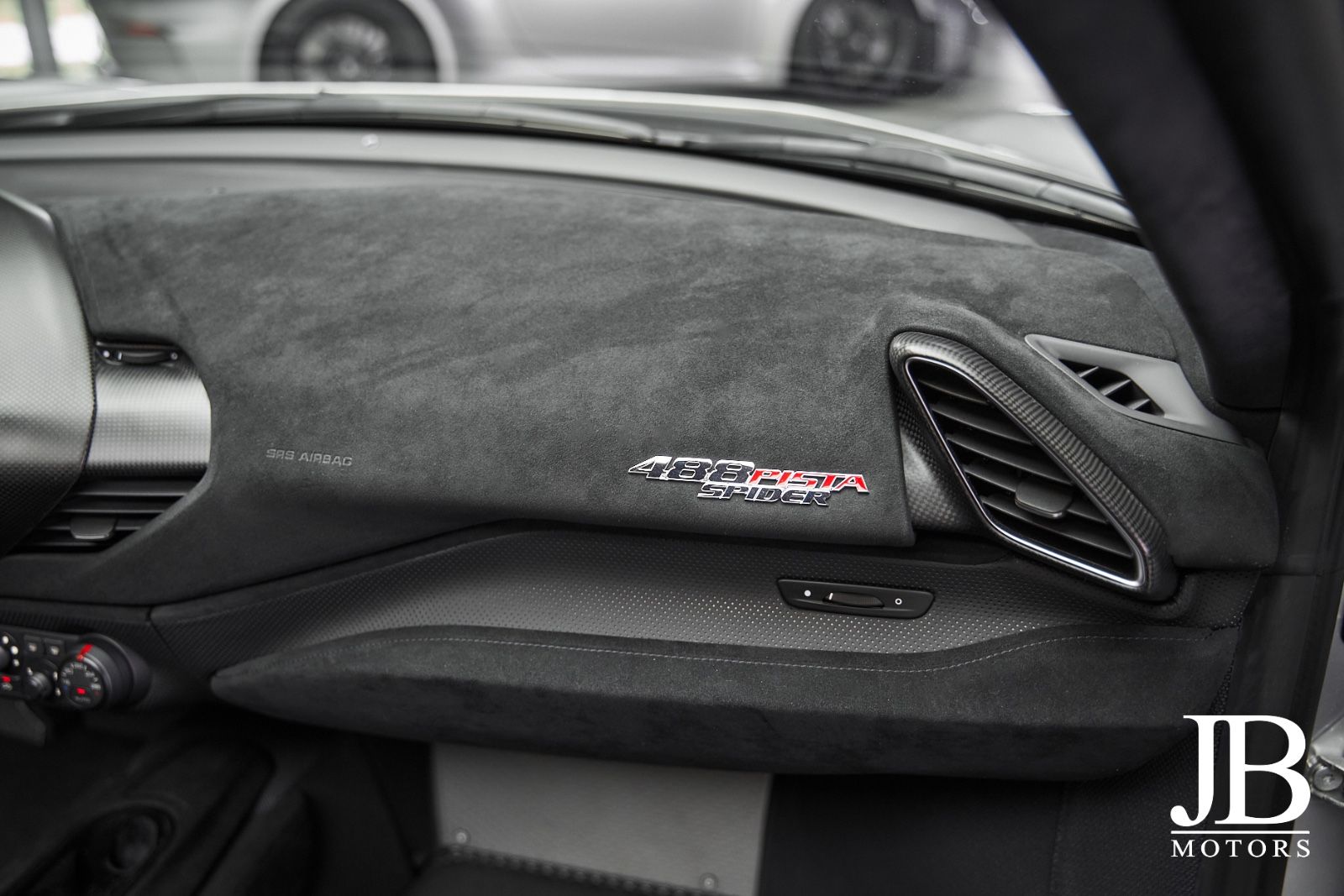 Fahrzeugabbildung Ferrari 488 Pista Spider Tailormade Special Carbon Lift