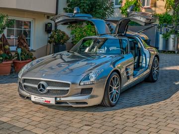 صورة 3 لـ 2012 Mercedes-BENZ SLS AMG