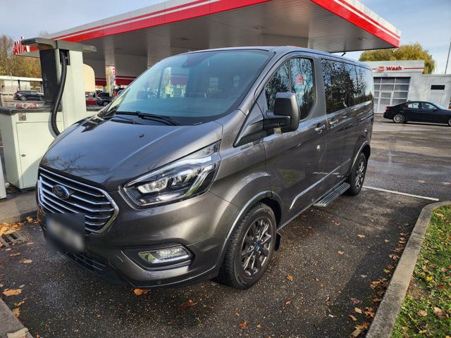 Ford Tourneo Custom 320 L1H1 VA Titanium X