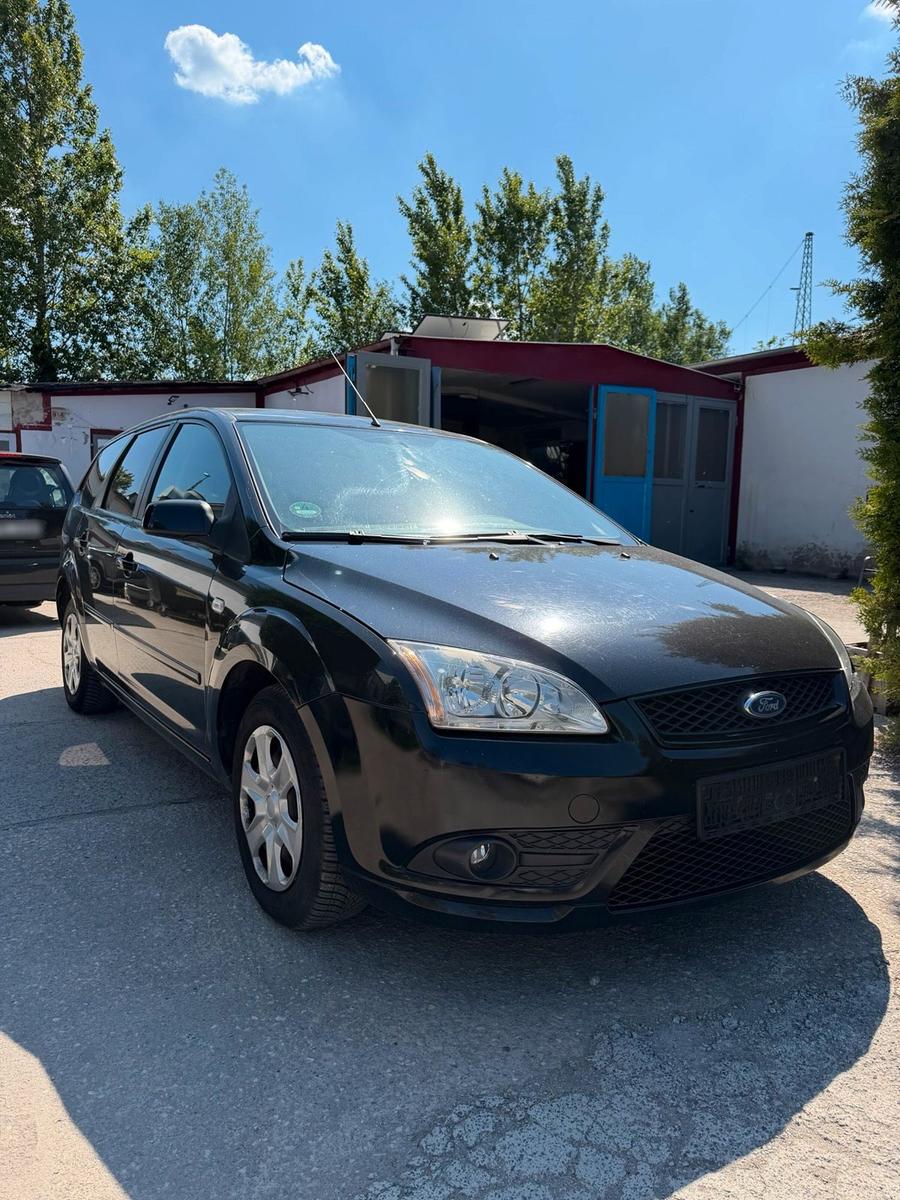 Ford Focus 2007 — photo 12