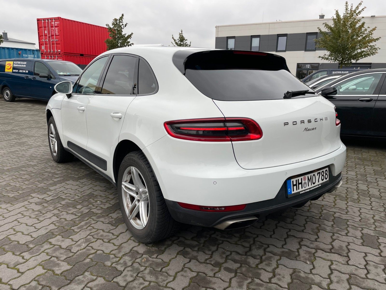 Fahrzeugabbildung Porsche Macan für Unternehmen *Miete/Mietkauf möglich*