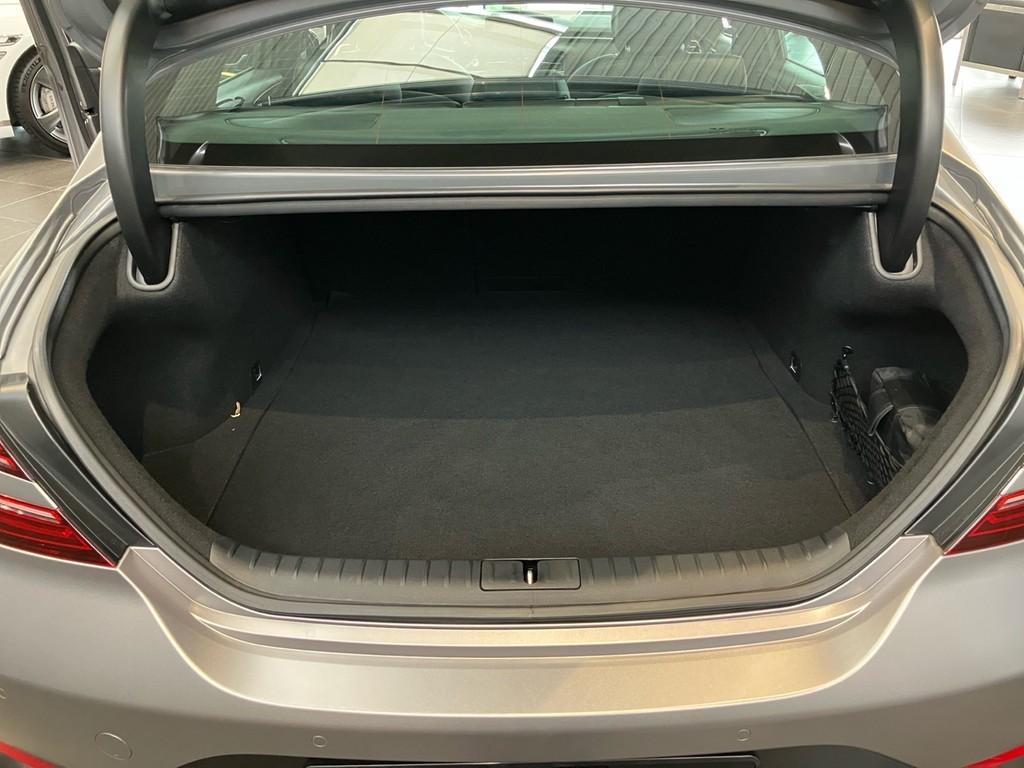Genesis G70 2,0 Turbo AWD Sport Mattlack vom Genesis Ver