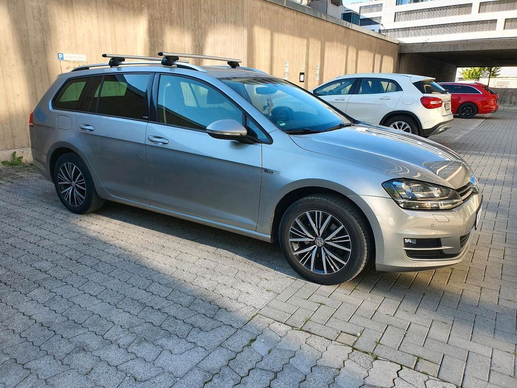 Image of Volkswagen Golf