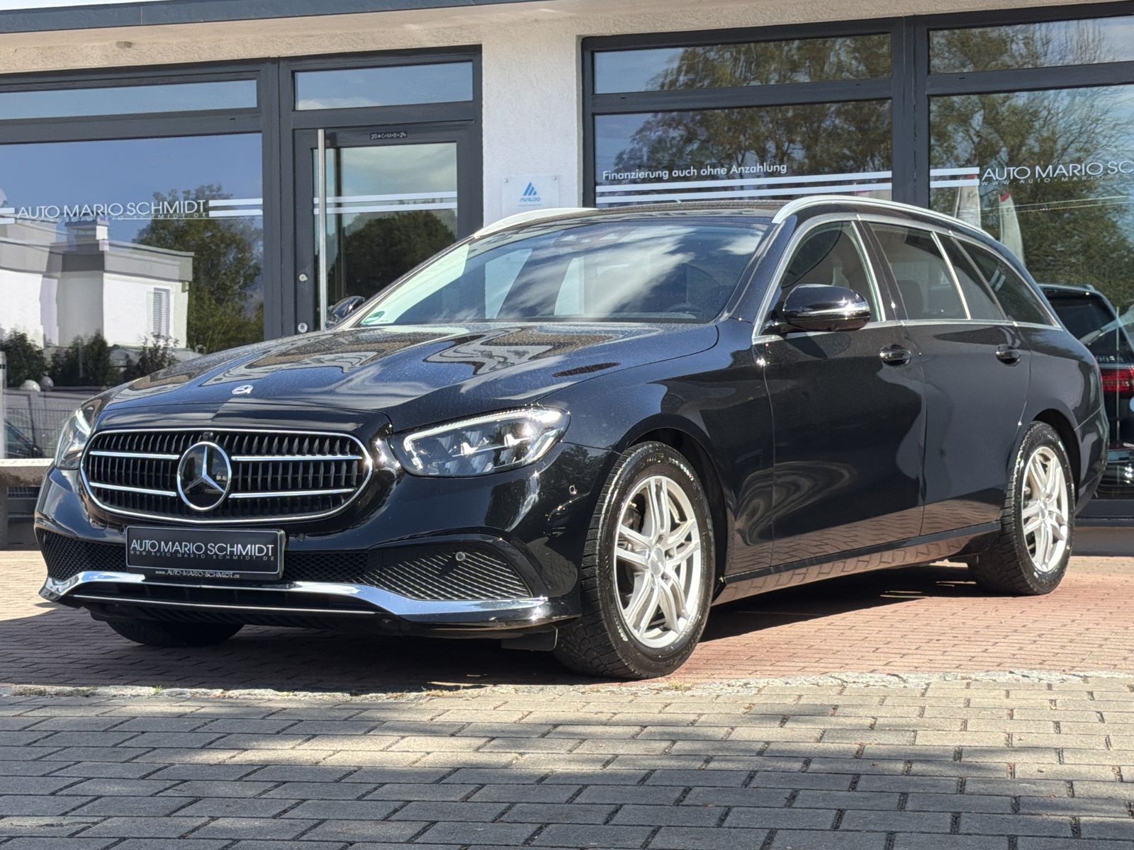 Mercedes E 200 - 1