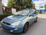 Ford Focus Kombi  1.6 Ghia,Klima,TÜV - gebrauchte Ford Focus aus dem Jahr 2001