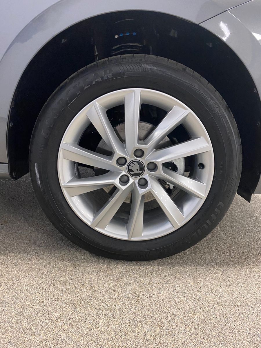 Fahrzeugabbildung SKODA Kamiq 1.0 TSI 85kW DSG Selection ACC+elek.Heck