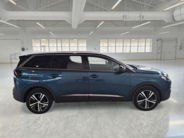 Peugeot 5008 - 3