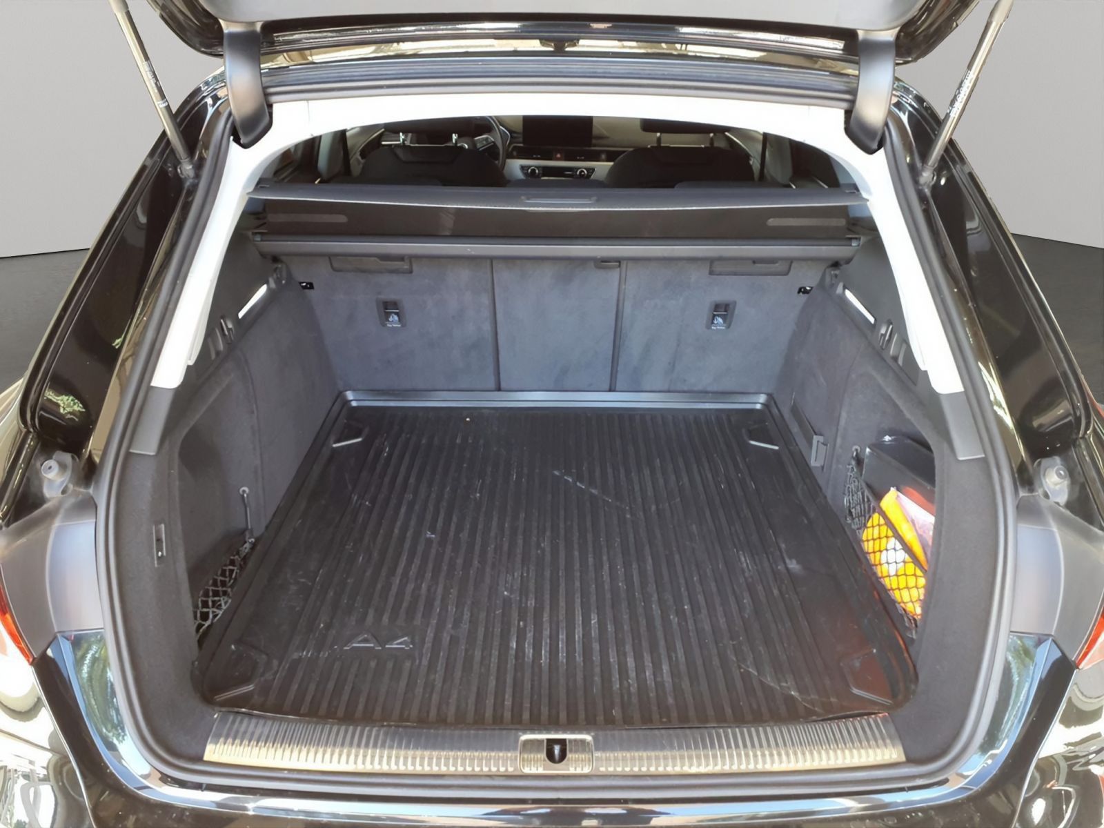Audi A4 - Bild 8