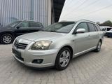 Toyota Avensis Kombi 2.2 D-CAT Travel - gebrauchte Toyota Avensis aus dem Jahr 2007