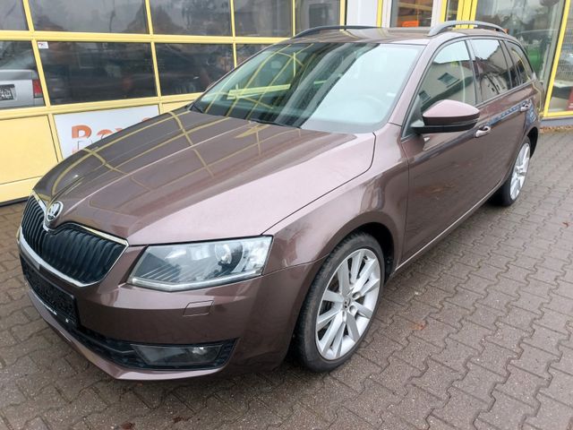 Skoda Octavia Combi Joy Navi, Xenon