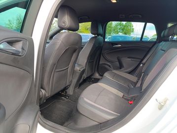 Opel Astra - 10