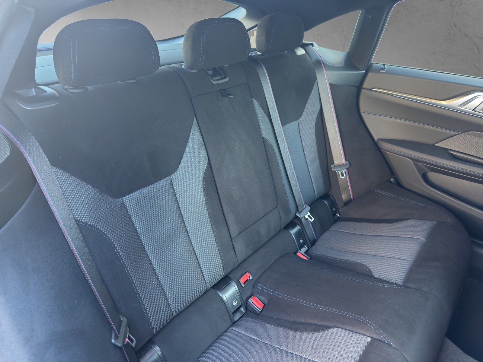 BMW i4 - Bild 13