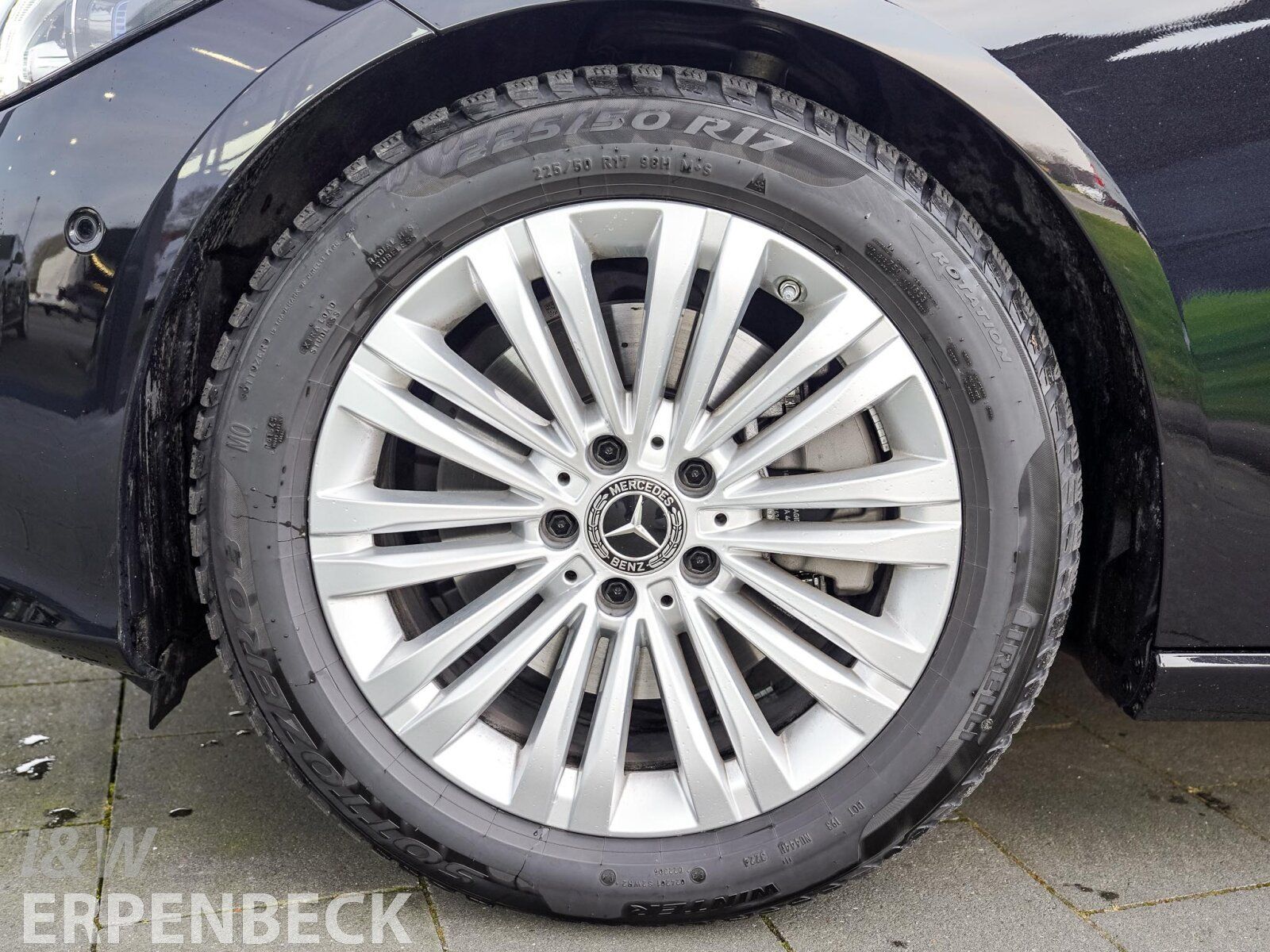 Fahrzeugabbildung Mercedes-Benz C 200 T-Modell*AHK*Distronic*Navi*Memory