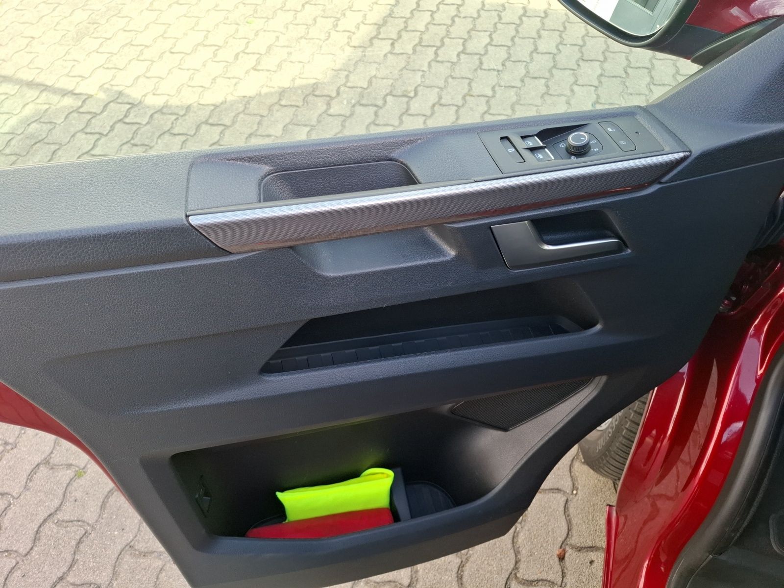 Fahrzeugabbildung Volkswagen T6 Multivan T6.1 TDI Gen Six 4M STH AHK LED Navi
