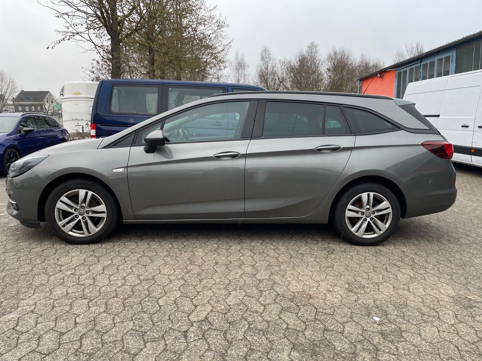 Opel Astra K SportsTourer Edition°Navi° Motorschaden
