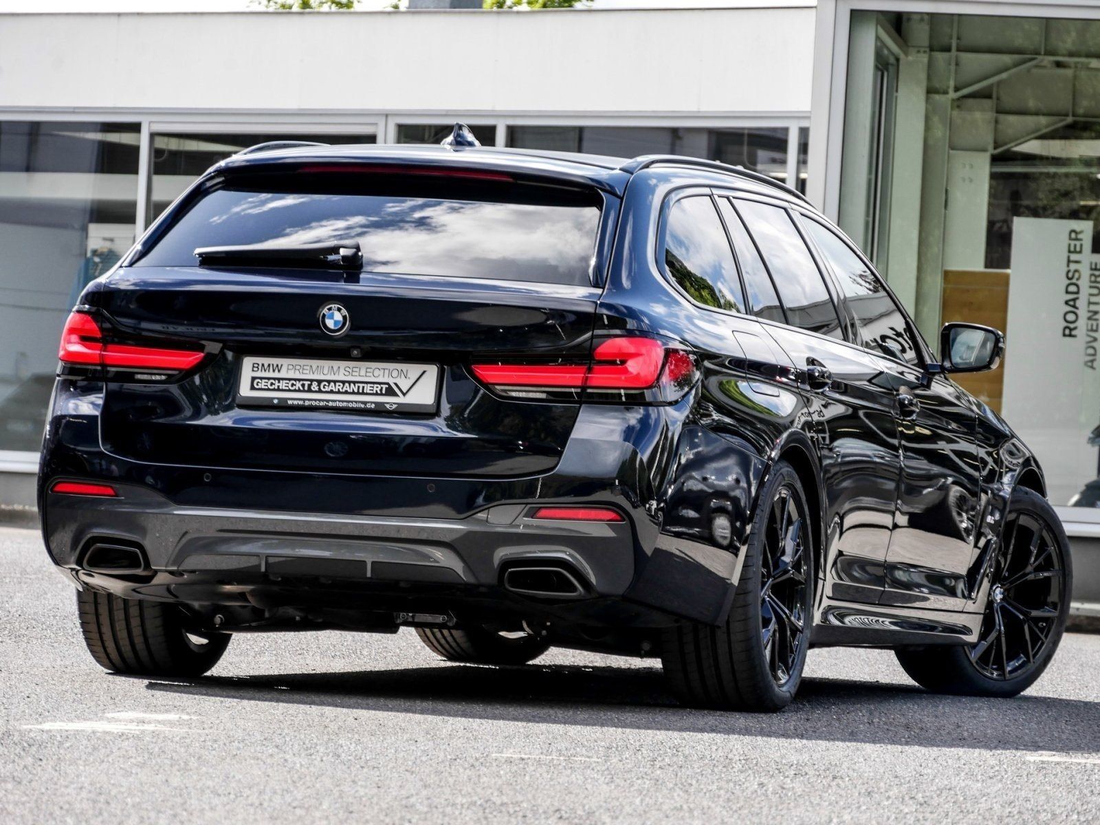 BMW 540d xDrive M SPORT LASER HuD DA PROF PA foto 2