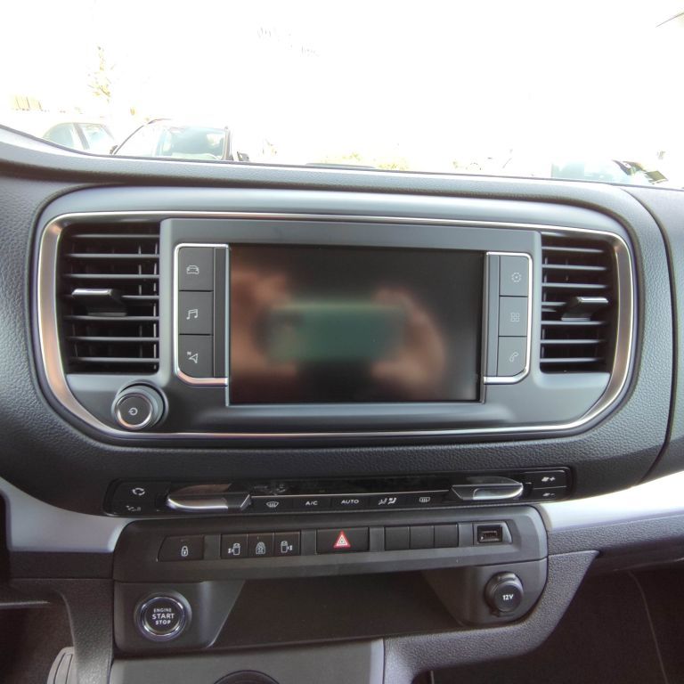 Fahrzeugabbildung Opel Zafira Life Tourer L 2.0D Aut.+Leder+Standh+Kame