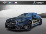 BMW M5 Limousine Leder Pano B&W HUD - BMW M5 Neuwagen in Berlin