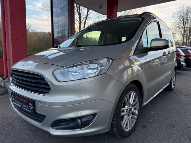 Ford Tourneo Courier Titanium Navi SHZ 1.Hand TÜV NEU