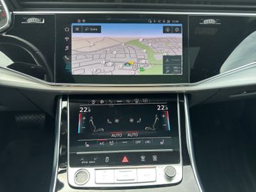 Audi Q7 - 11