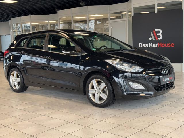 Hyundai i30 cw 1.6 CRDi Trend Automatik Navi