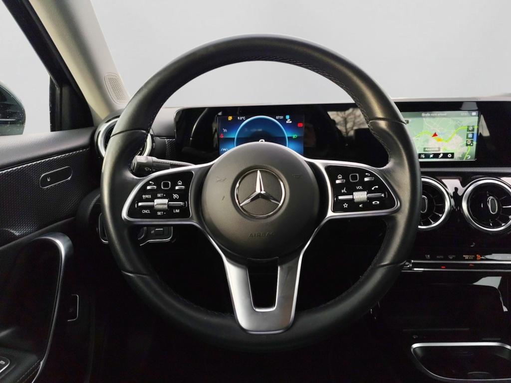 Mercedes-Benz A-Class Limousine PROGRESSIVE MBUX SHZ TEMP AHK LM, миниатюра 13