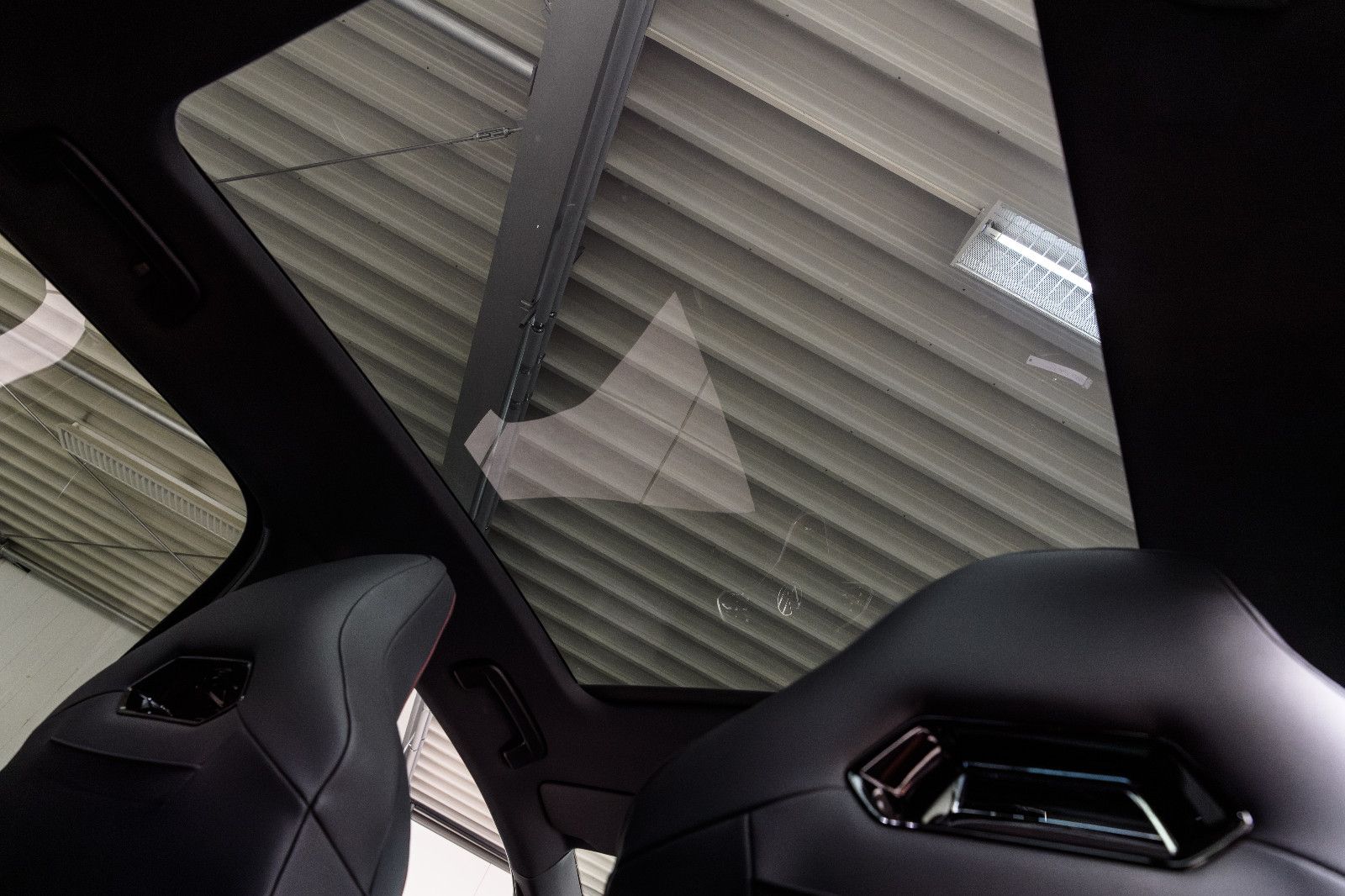 Fahrzeugabbildung Volkswagen ID.3 GTX IQ-LIGHT+AHK+PANO+360°-KAM+NAV+WÄRMEP.