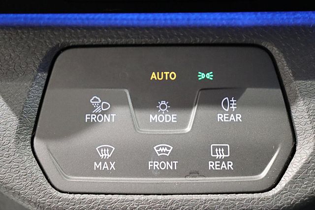 ID.4 Pure 125kW Wärmep.IQ.LIGHT KAMERA Winterr.