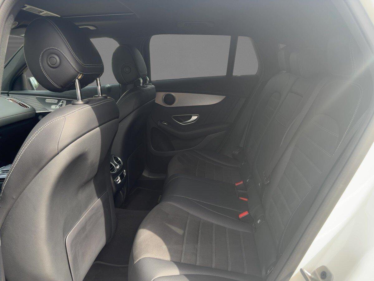 Mercedes-Benz EQC 400 4M AMG+SHD+DISTR+KEYG+360+AHK+MEM+MULTIB