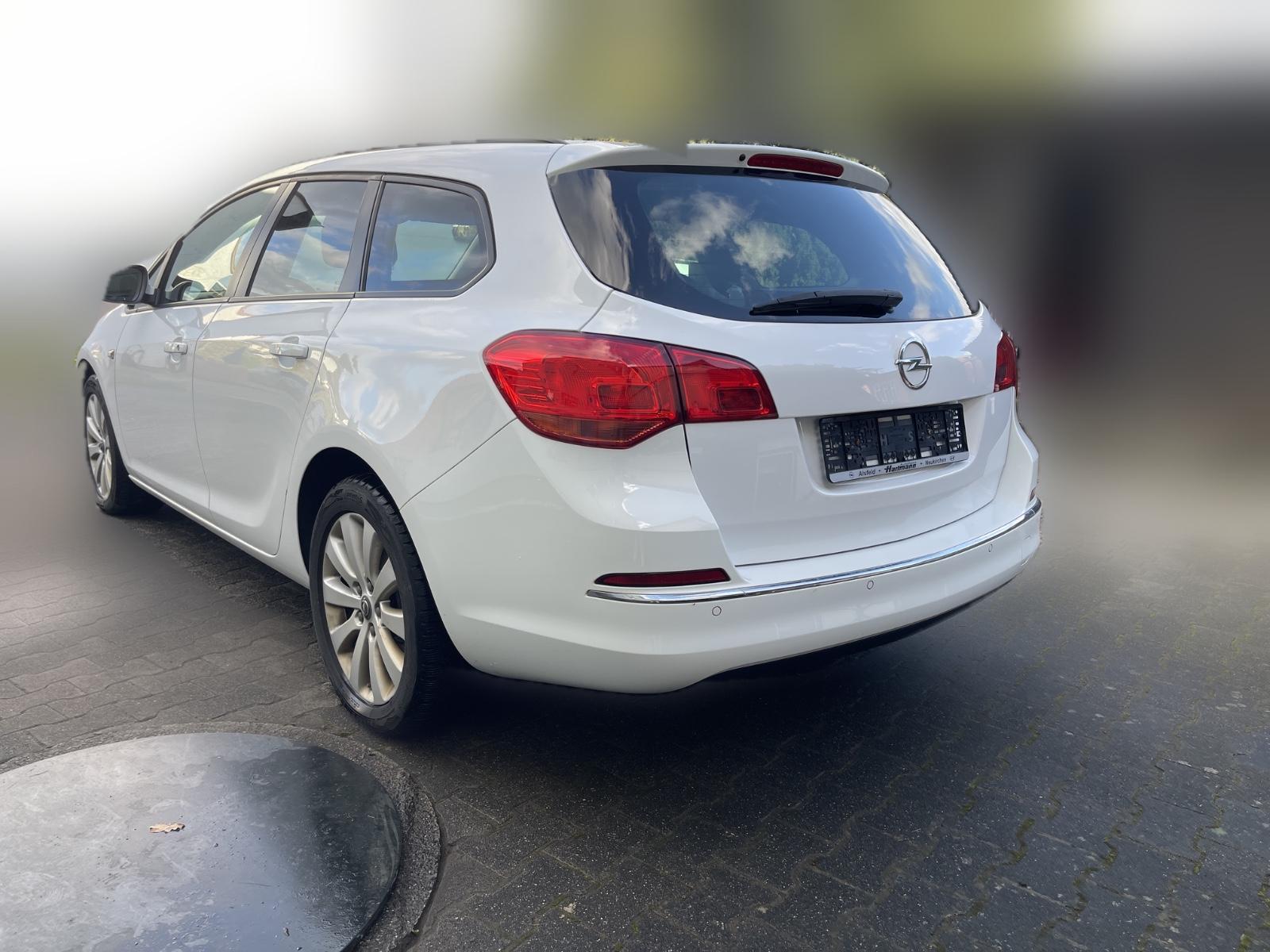 Opel Astra 2015 — photo 7