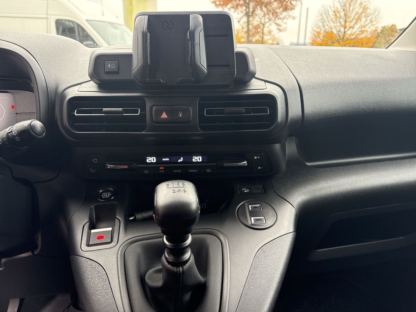 Fahrzeugabbildung Citroën Berlingo KW L2 1.5 BlueHDI 130 S&S SHZ LED DAB