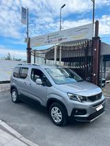 Peugeot Rifter BlueHDi 130 S&S EAT8 GT Line Stan - Peugeot Rifter aus 2018