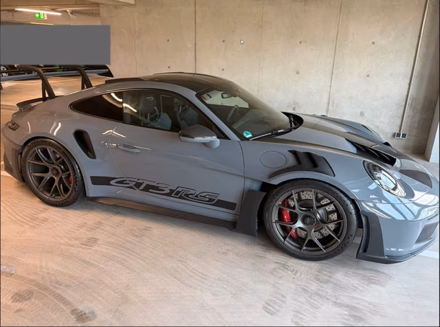 Porsche 992 GT3 RS / Weissach-Paket/ Lift / Bose / ...