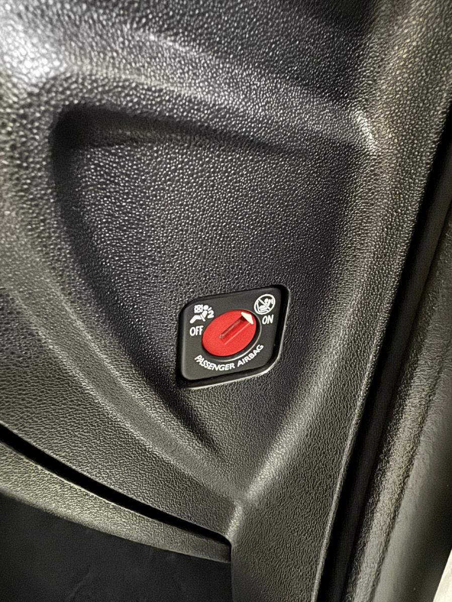 Citroën C3 1.2 FEEL SITZHEIZUNG KLIMA PDC LED 17 ZOLL