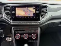 Volkswagen T-Roc 2.0 TDI IQ.DRIVE AHK WKR KAMERA SITZHZG LM - Image